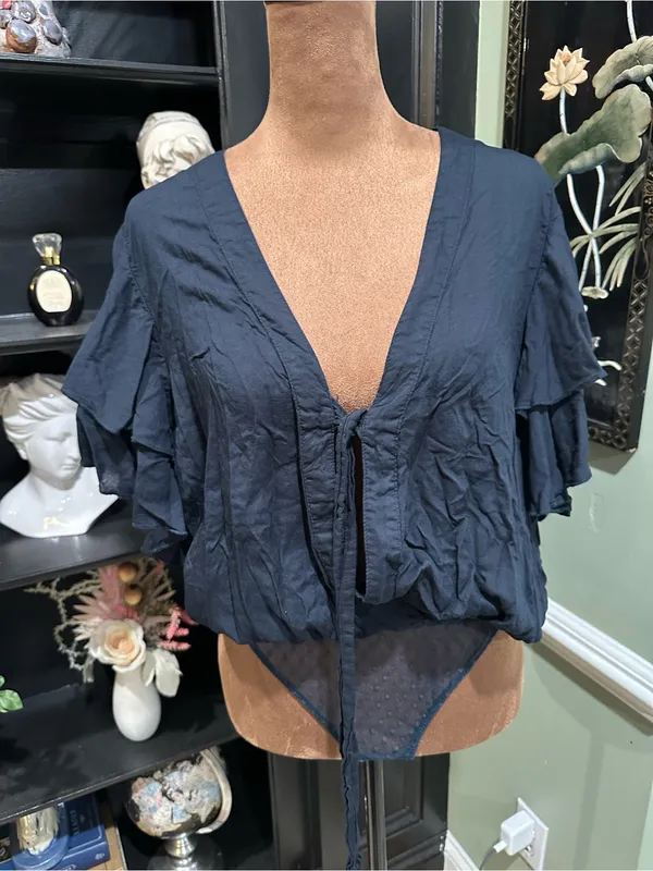 Free People Intimately “Call Me Later” Black Flutter‑Sleeve Bodysuit – Size Smal - Image 3