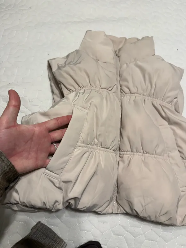 Divided Puffer Vest - Image 4