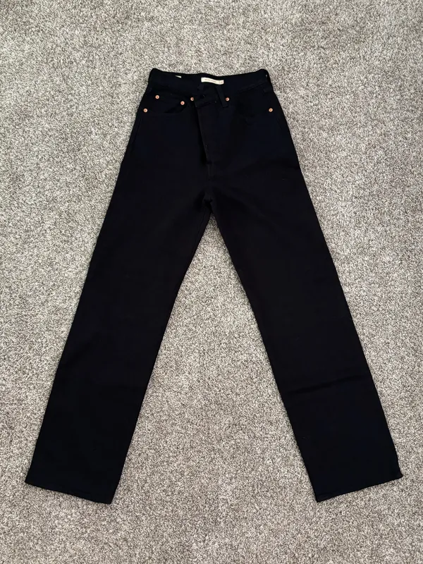 Levi’s Black Jeans Ribcage Straight  - Image 3