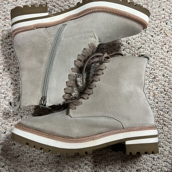 Kaanas Women's Lace Up Boots - Gray and Brown - Image 3