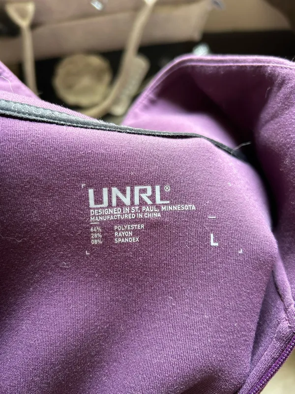 UNRL Women’s Sweatshirt Purple Size XL - Image 2