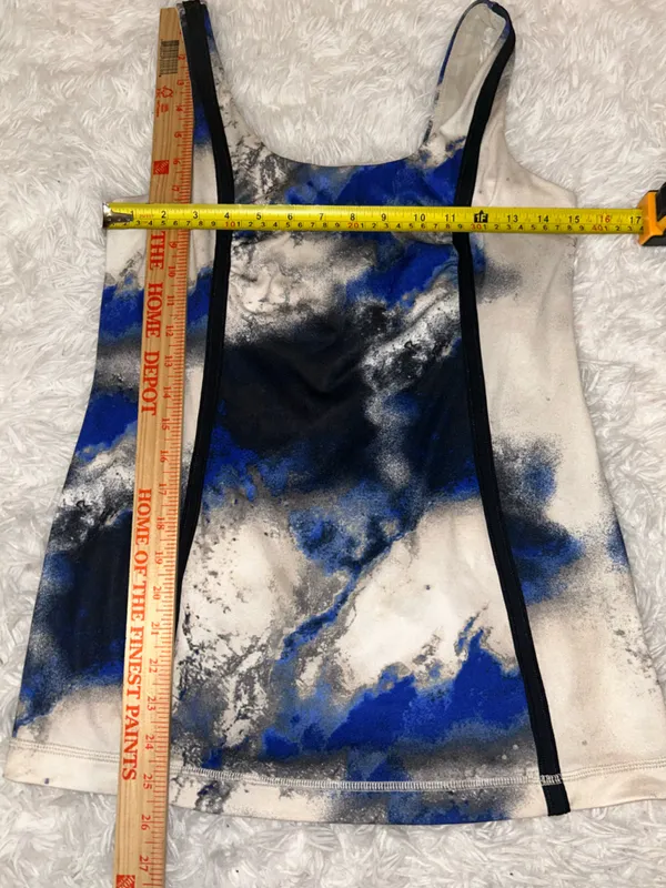 Lululemon Athletica Women Wholehearted Milky Way Multi Tank Built In Bra size 10 - Image 3