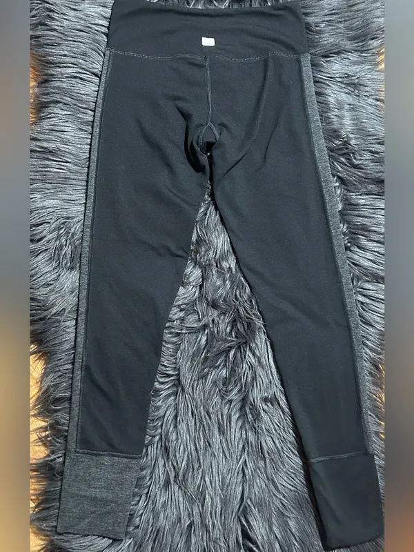 Vuori Origin Color Block Leggings Black Gray Leggings Size XXS - Image 5