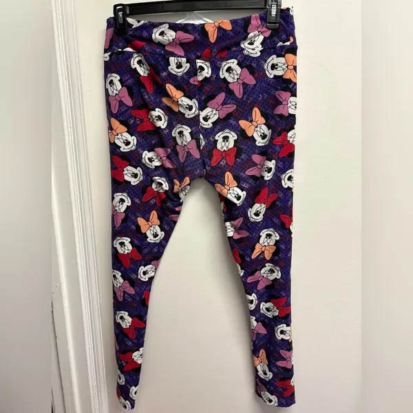 LuLaRoe Purple and Red Minnie Mouse Leggings in Tall & Curvy - Image 2