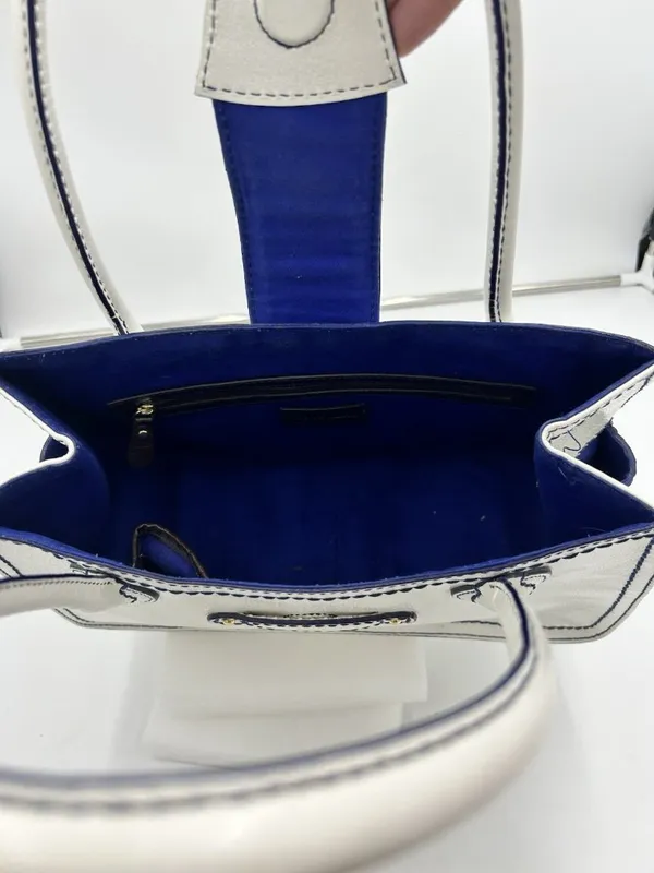 Antonio Melani White Leather Satchel Bag Magnetic Closure Blue Trim - Image 11