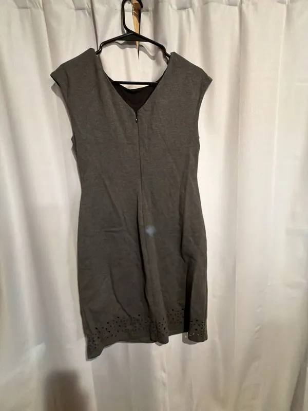 Banana Republic Laser Cut Ponte Sheath Dress Petite Size 4 Gray Sleeveless - Image 2