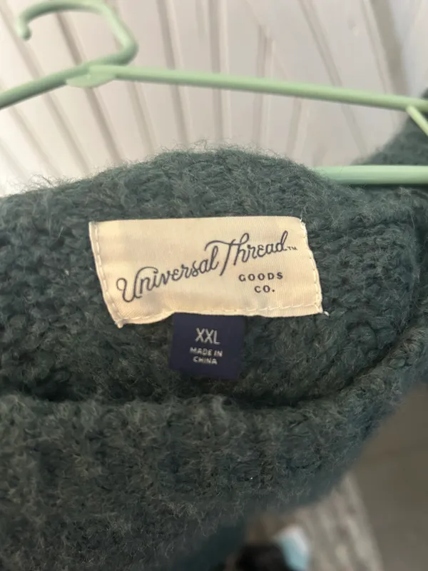 Universal Threads Sweater - Image 3
