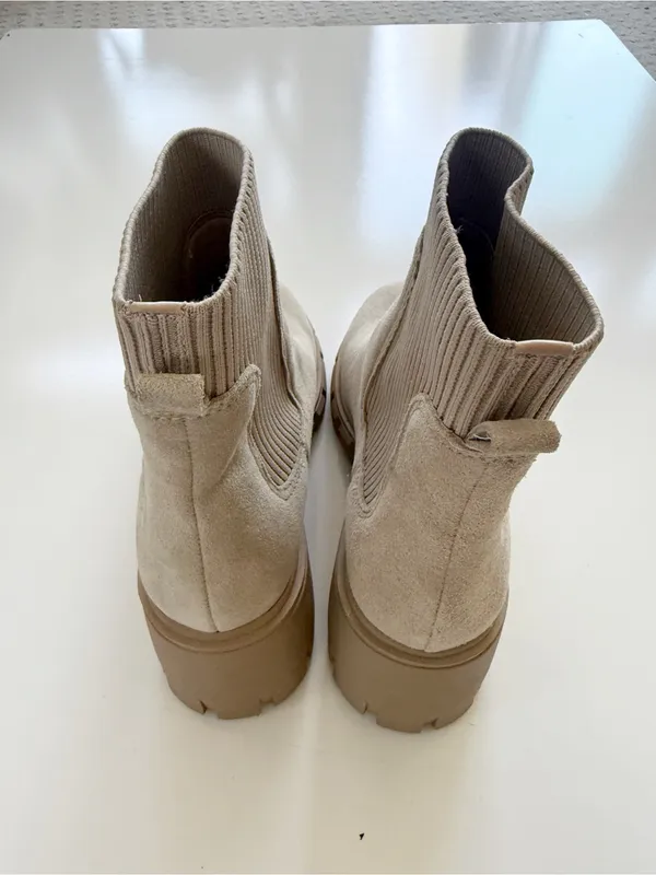 NWOT Steve Madden Hayle Leather Chunky Chelsea Boots Size 7.5 - Sand - Image 7