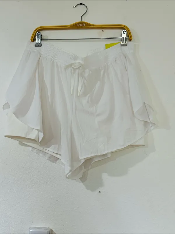 all in motion White Active Shorts with Logo - Image 6