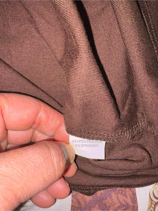 Brown Ruffle V - Image 4