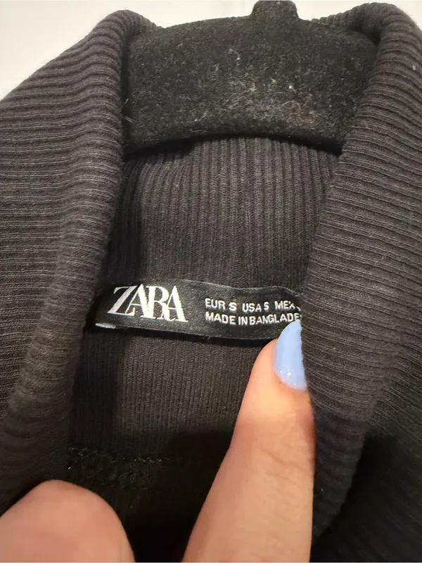 Zara Sleeveless Turtleneck Tank Top - Black‎ - Image 2