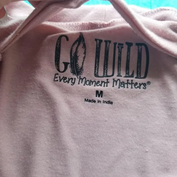 Go Wild / M / Blush Pink Tiger Tee Size M - Image 3