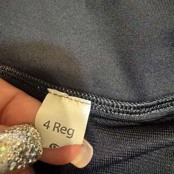 Lululemon Speed Up Shorts Women's Running Athletic Heathered Gray Size 4 - Image 5