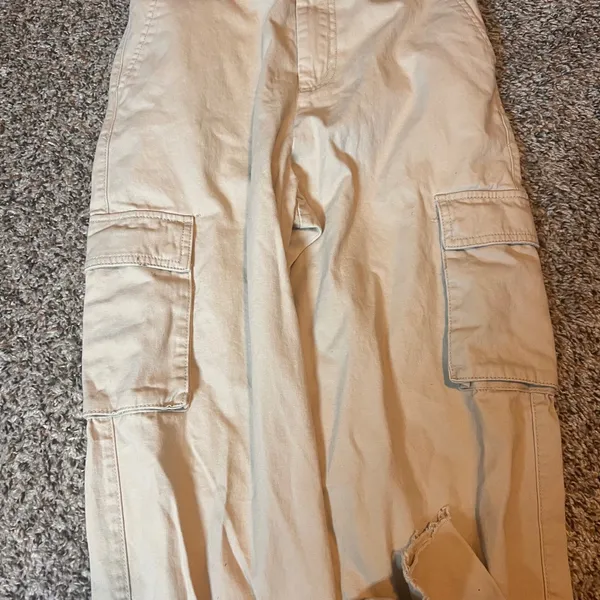 Forever 21 Cargo Pants‎ Womens S Tan Crop Wide Leg Raw Hem Utility - Image 2
