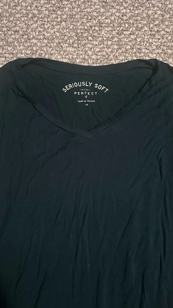 Aeropostale 'Seriously Soft' Aero Women's dark green Long-Sleeve V-Neck Top - Image 2
