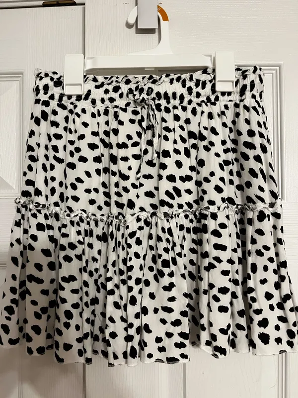 Amazon White Dotted Skirt - Image 4