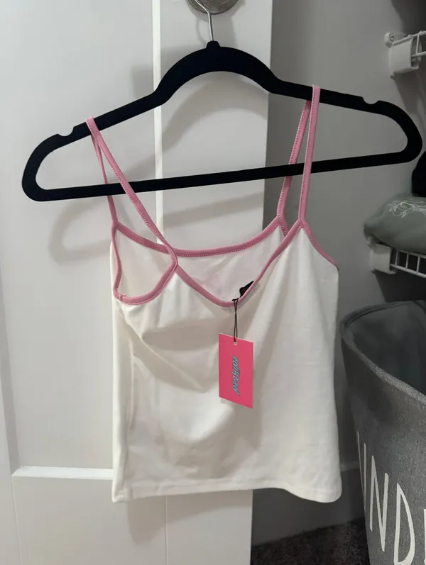Bow Tank - Image 2