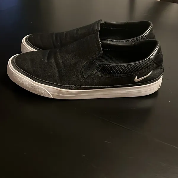 Nike‎ Womens Court Royale AC Canvas Slip On Shoes Black White 11 - Image 4