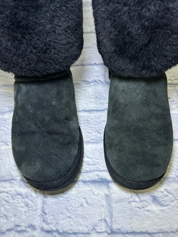 UGG Boots Womens 9.5 Classic Tall Shearling Winter Black Suede Leather Fur - Image 5