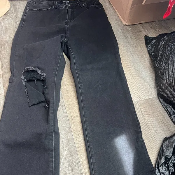 Risen black distressed jeans size 9/29‎ - Image 4