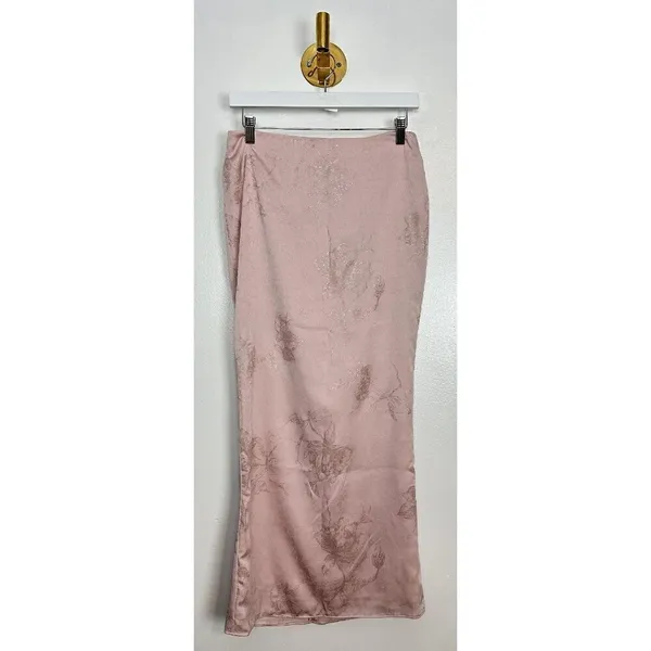HOUSE OF CB Luisette Floral Satin Midi Skirt in Pink Metallic Size Small - Image 6