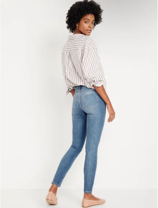 Old Navy Rockstar Super Skinny High-Rise Jeans - Image 2