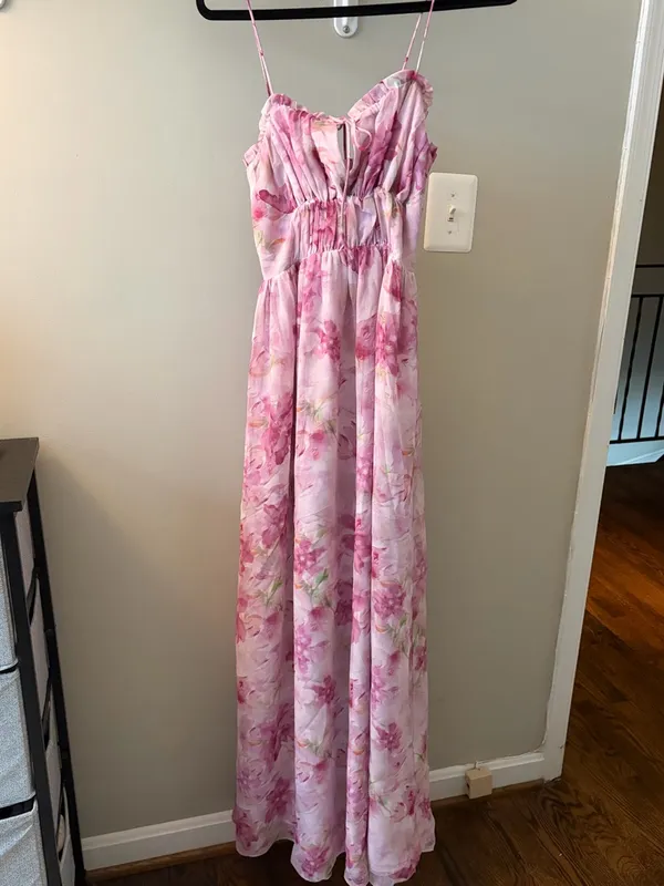 REVOLVE Pink Floral Maxi Dress - Image 3