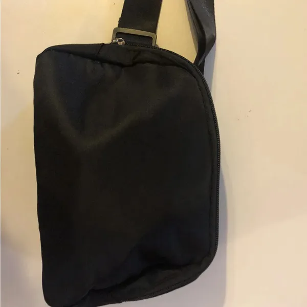 Black Fanny Pack Chest Shoulder or Waist Belt Bag New never used - Image 3