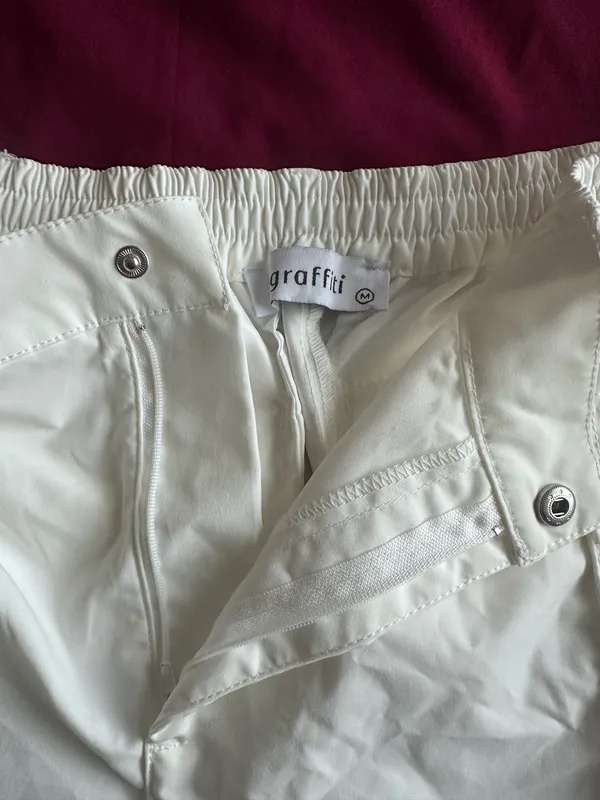 Boutique Nylon Shorts White Size M - Image 3