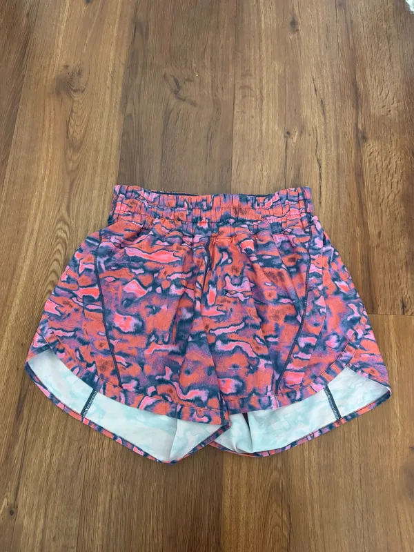 Lululemon Track That High-Rise Lined Short 5" - Image 3