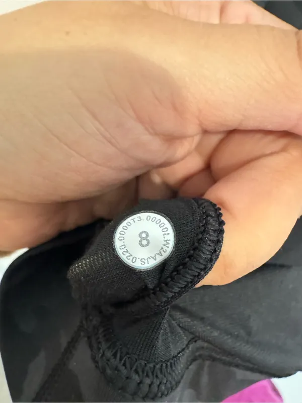 Lululemon Black Camo Energy Bra - Image 4