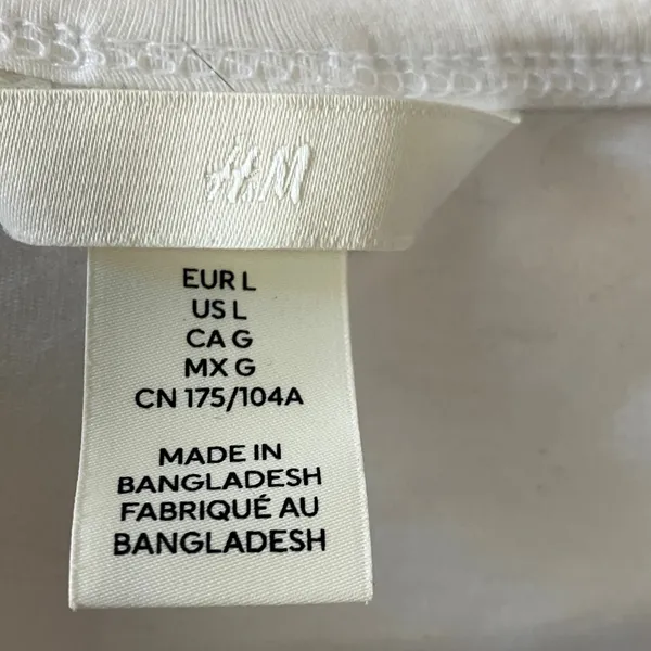 FINAL MARKDOWN H&M Classic White Tee large - Image 2