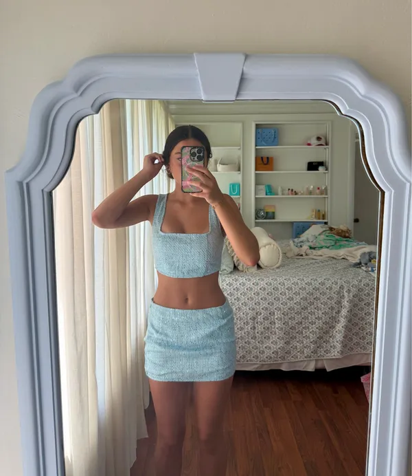 Pretty Little Thing Set Blue Sequin Skirt and Top - Image 3