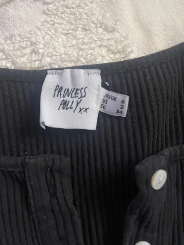 Princess Polly Black Crop Top - Image 2