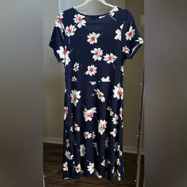 Urban Coco Short Sleeve Midi Dress NWT - Image 2