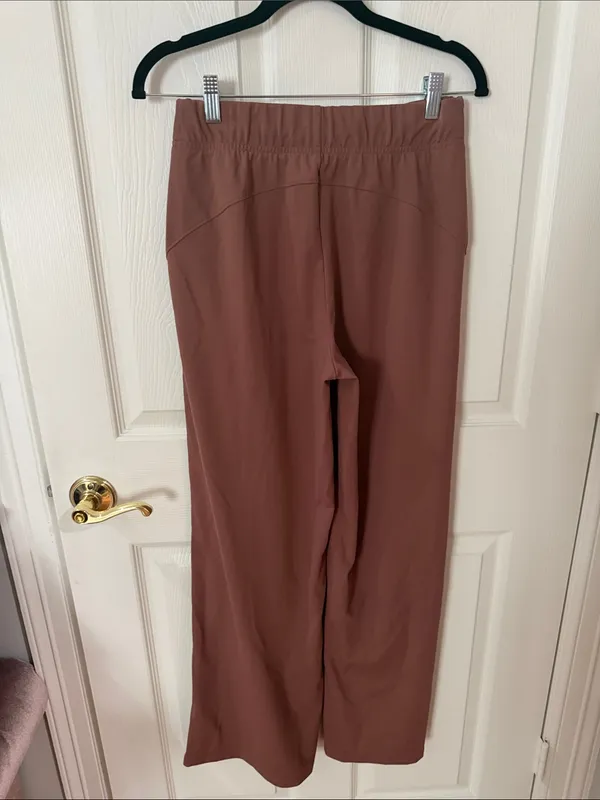 Wide-Leg Pull-On Pants in Mauve Brown old navy power soft small - Image 3
