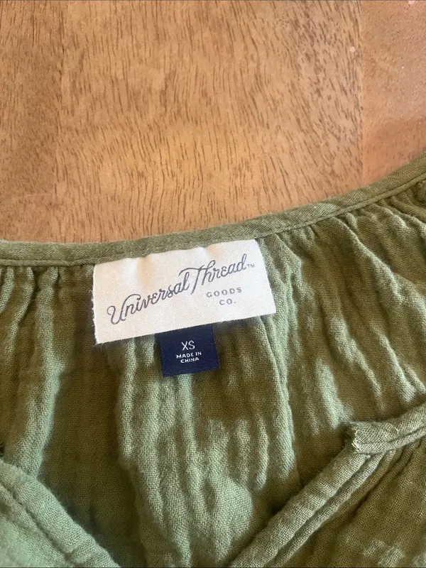 Universal Threads Olive Green Crinkle Peasant Tunic - Image 2