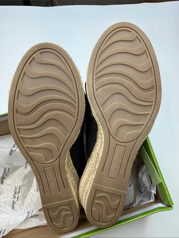 Easy Street Women's Resort Espadrille Wedge Sandals Size 7.5M - Image 6