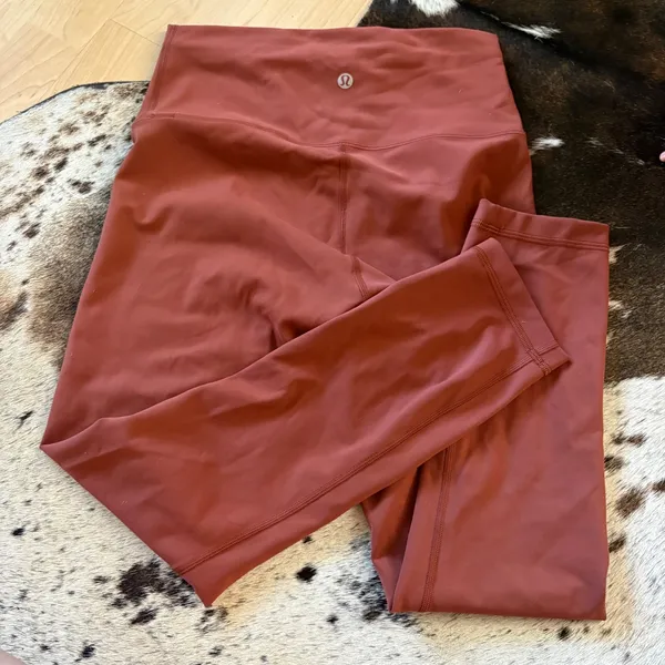 LULULEMON Wunder Train‎ High-Rise Crop 23" In Dark Terracotta Size 6 - Image 4