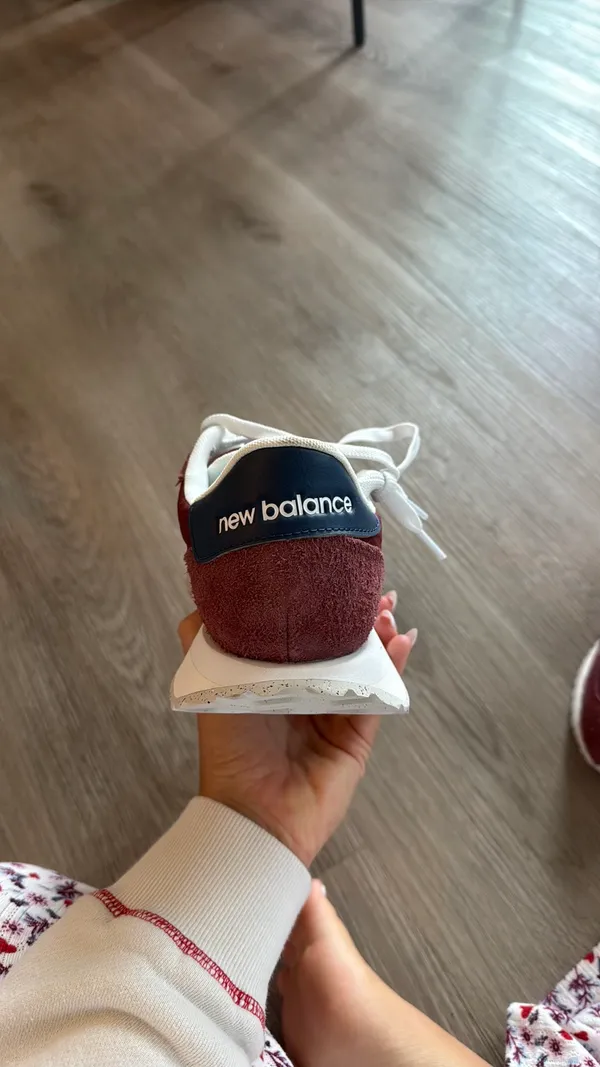 New Balance Sneakers Women’s - Image 4