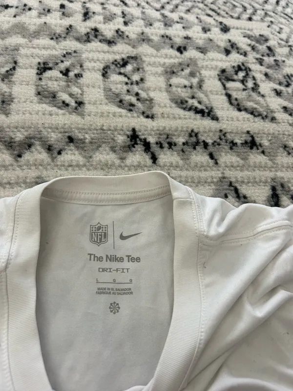 Nike NFL Shirt Saints New Orleans Apparel - Image 3