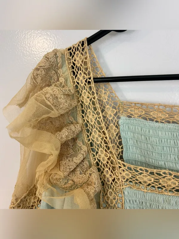 NWT Forever That Girl Blue/Tan Ruffle Lace Peplum Fairy Top Large Anthropologie - Image 5