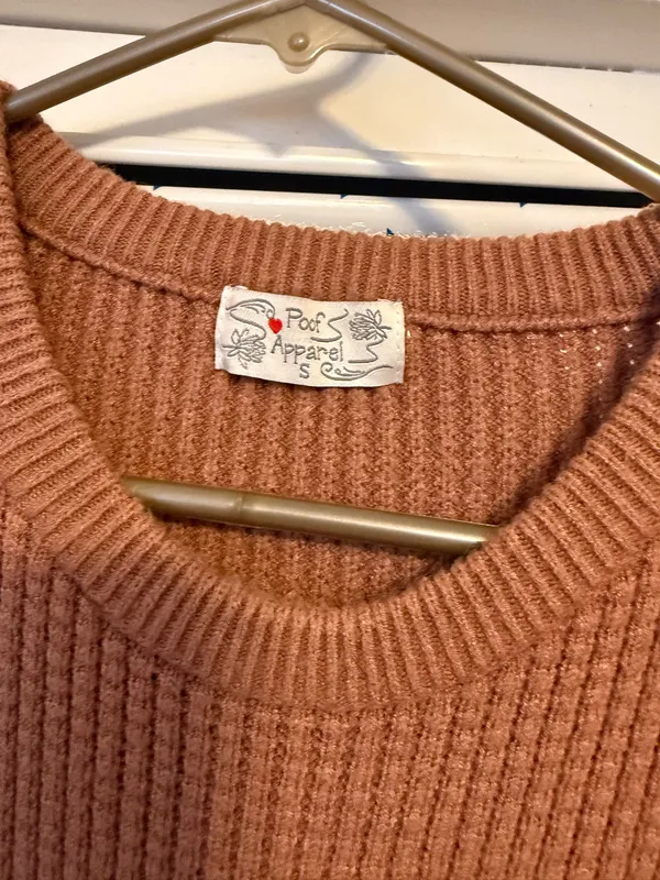 Poof Apparel Cropped Ribbed Sweater - Image 4
