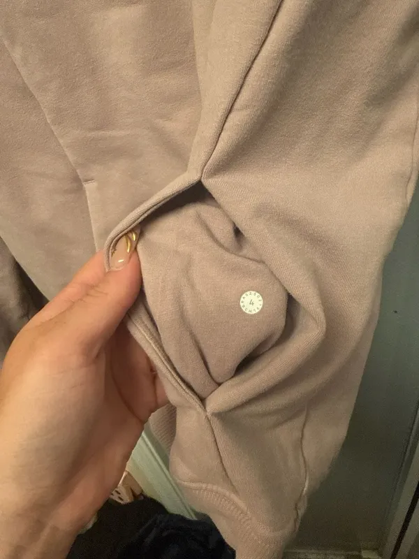 Lululemon Scuba Crewneck Ribbed Sweatshirt Dusty Pink Size 4 - Image 2