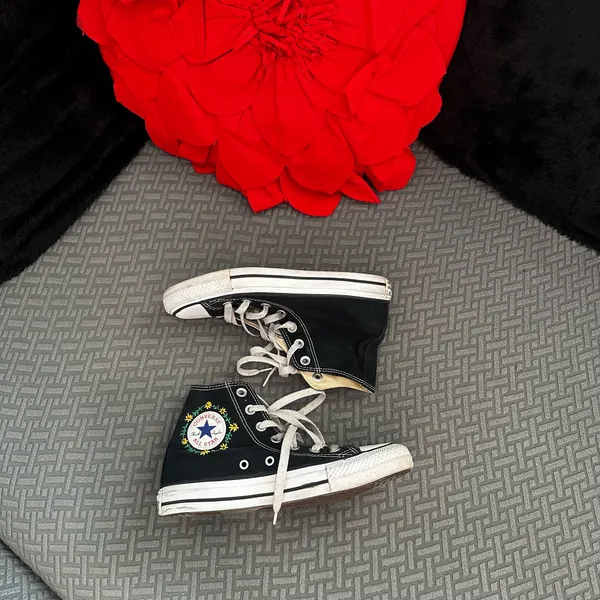 Black Converse sneakers with embroidered floral design - Image 3