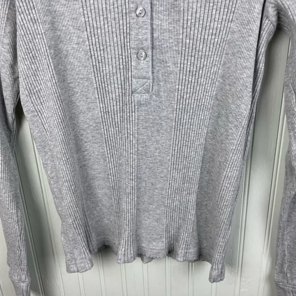 Aerie Women's Long Sleeve Thermal Henley Shirt Ribbed Knit Tee Grey Size XL - Image 4