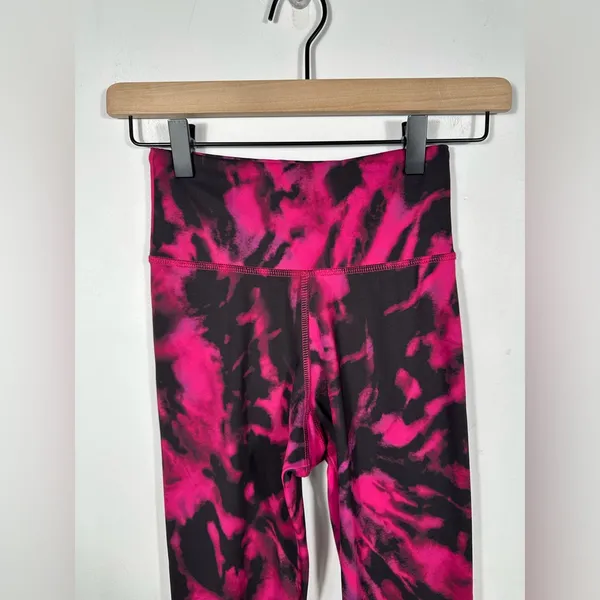 Strut This Pink Black Tie Dye Leggings Small High Rise‎ Yoga Athletic Pants - Image 4