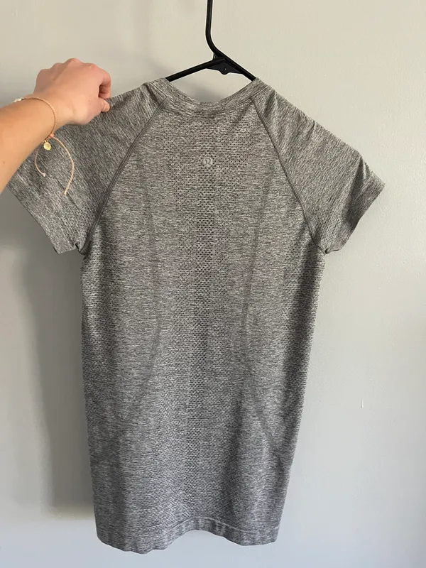 Swiftly Tech Short Sleeve - Image 2
