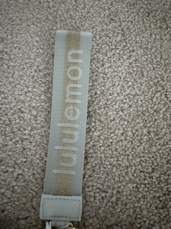 Lululemon Dual Pouch Wristlet - Image 4