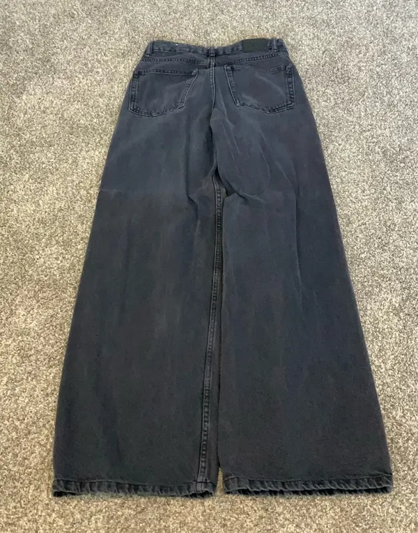 High-Waisted Wide-Leg Pull & Bear Jeans - Image 2